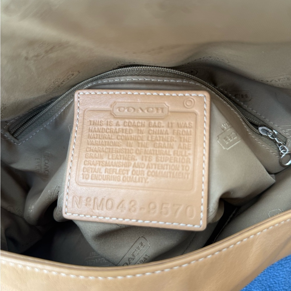 Coach Tan Leather Shoulder Bag and Wallet Set MO43-9570 - Picture 14 of 16
